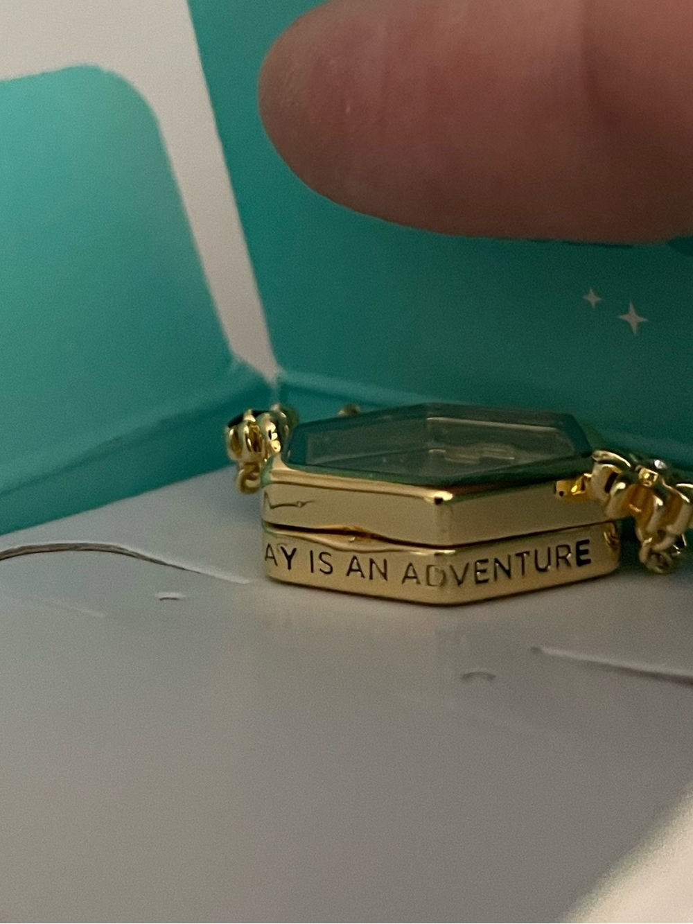 Origami Owl x Winnie the Pooh Gold Honeycomb Bolo Bracelet Locket - Picture 4 of 6
